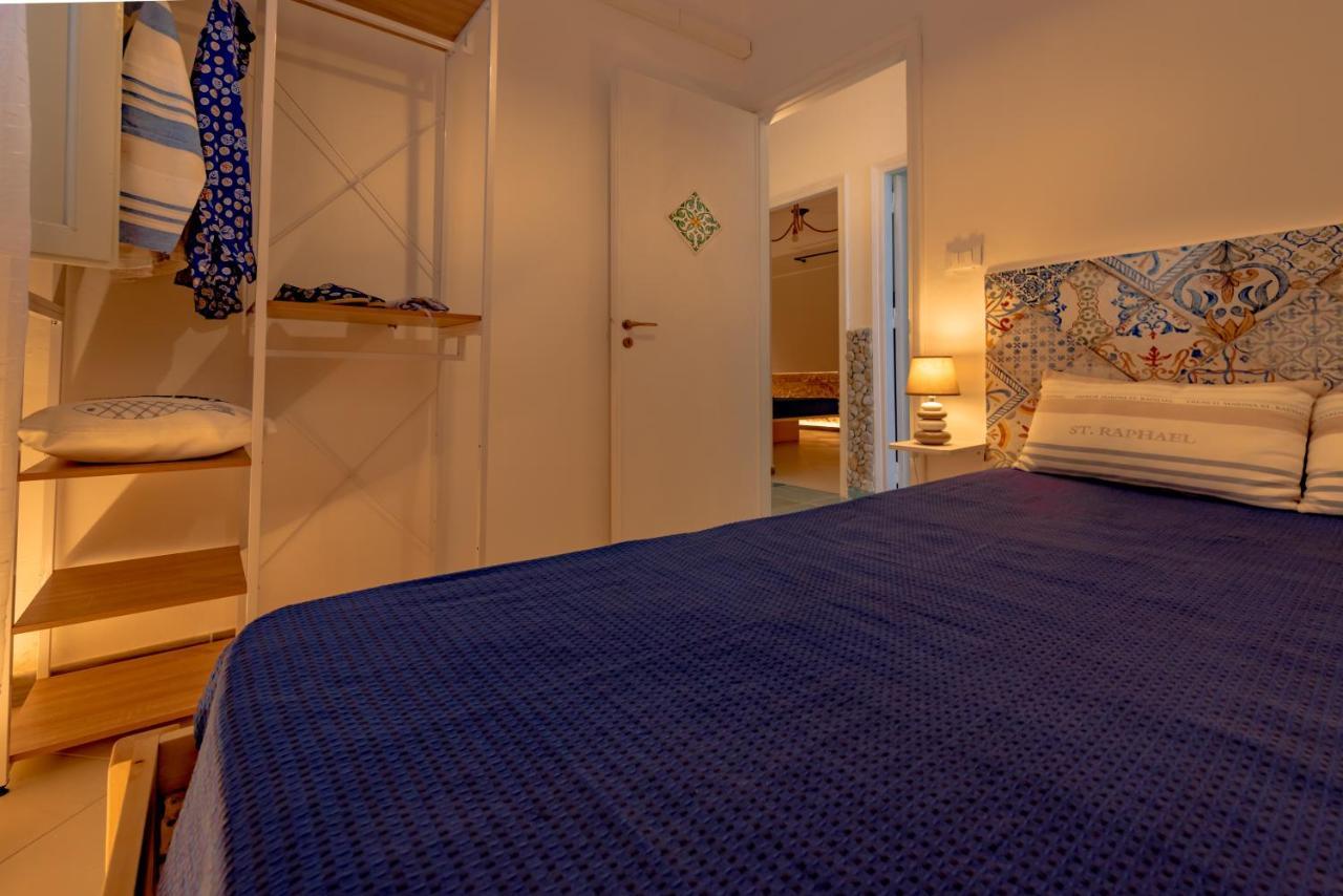Dimore Di Mare - Beachfront Apartments Santa Flavia Exterior foto