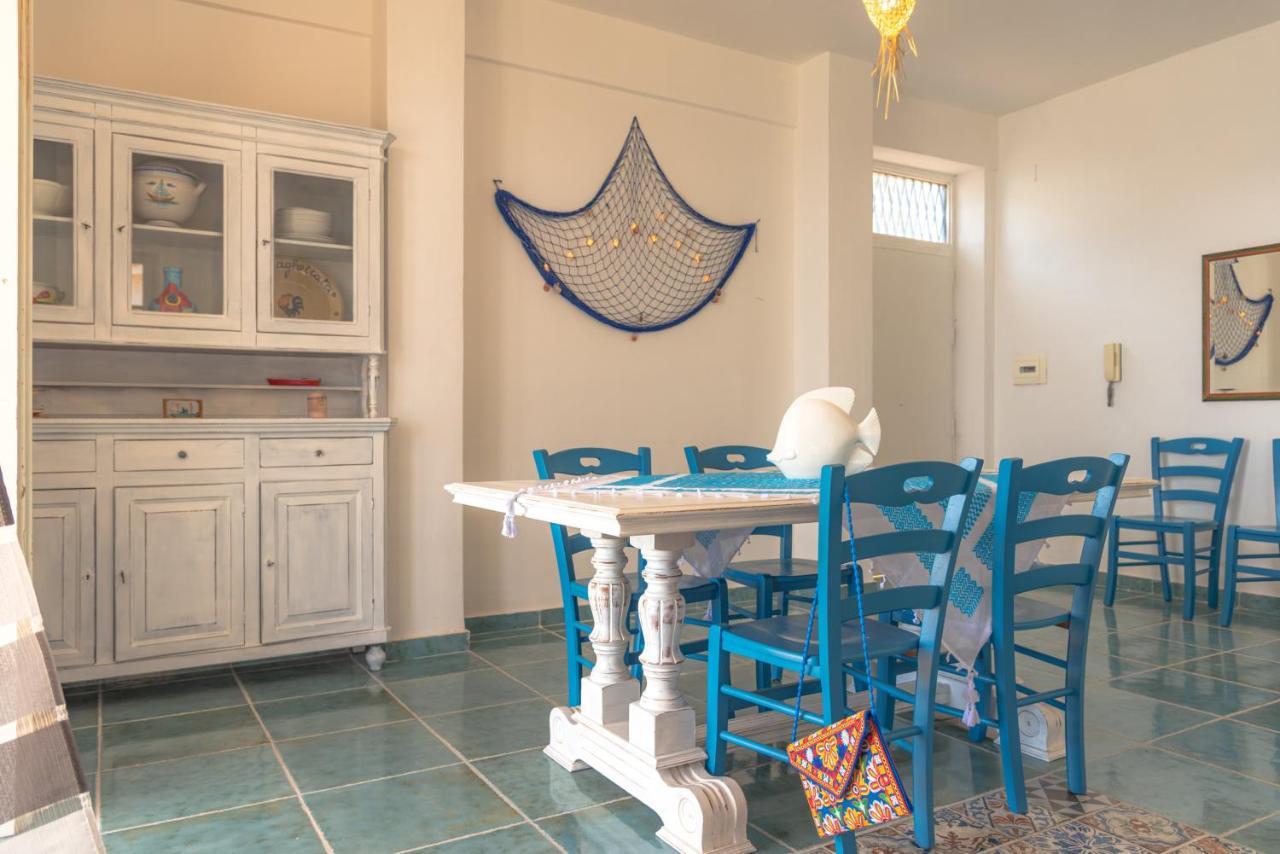 Dimore Di Mare - Beachfront Apartments Santa Flavia Exterior foto