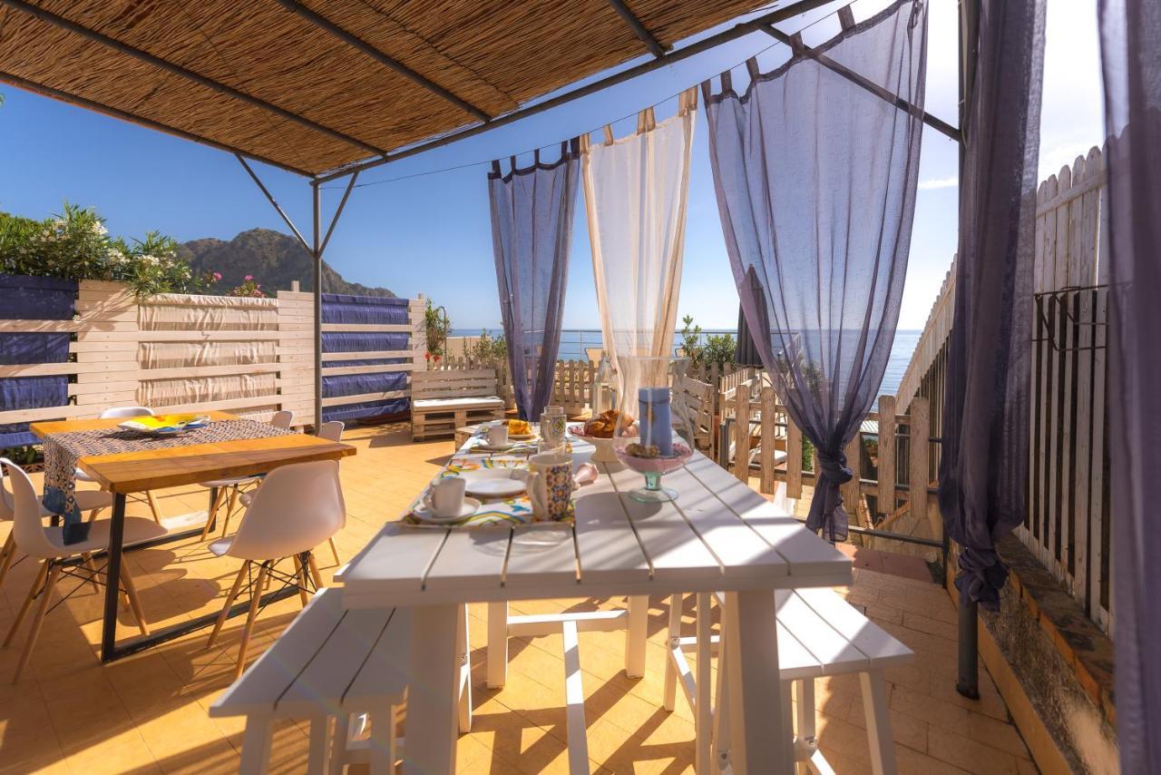 Dimore Di Mare - Beachfront Apartments Santa Flavia Exterior foto